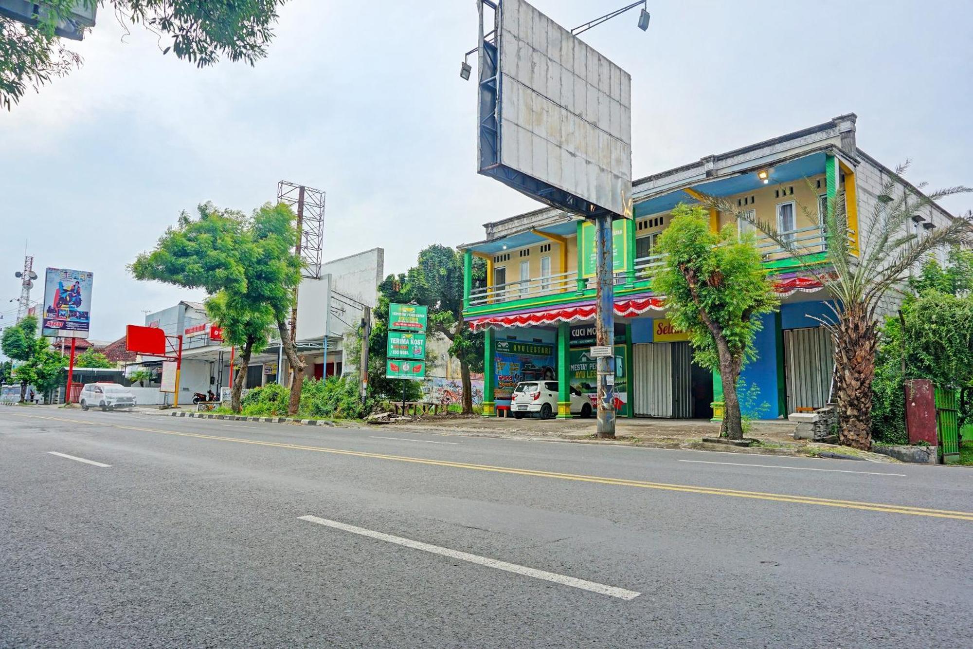 OYO 91825 Ayu Lestari Homestay Nganjuk Dış mekan fotoğraf