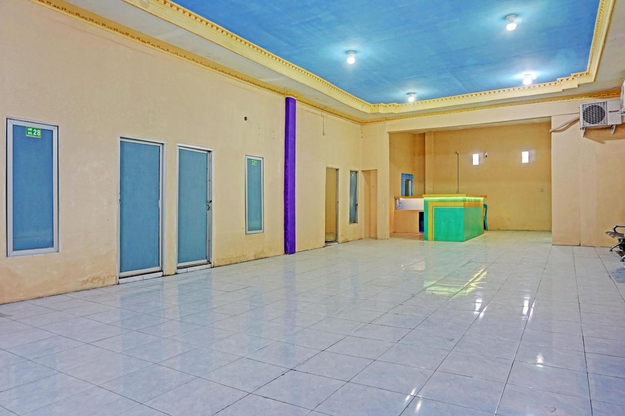 OYO 91825 Ayu Lestari Homestay Nganjuk Dış mekan fotoğraf